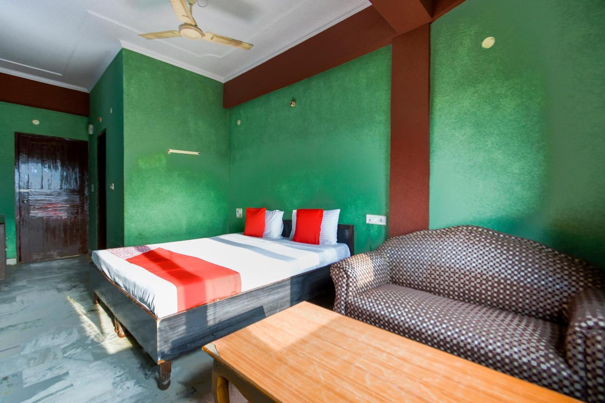 Oyo Flagship Vibes Hotel Nālāgarh Dış mekan fotoğraf