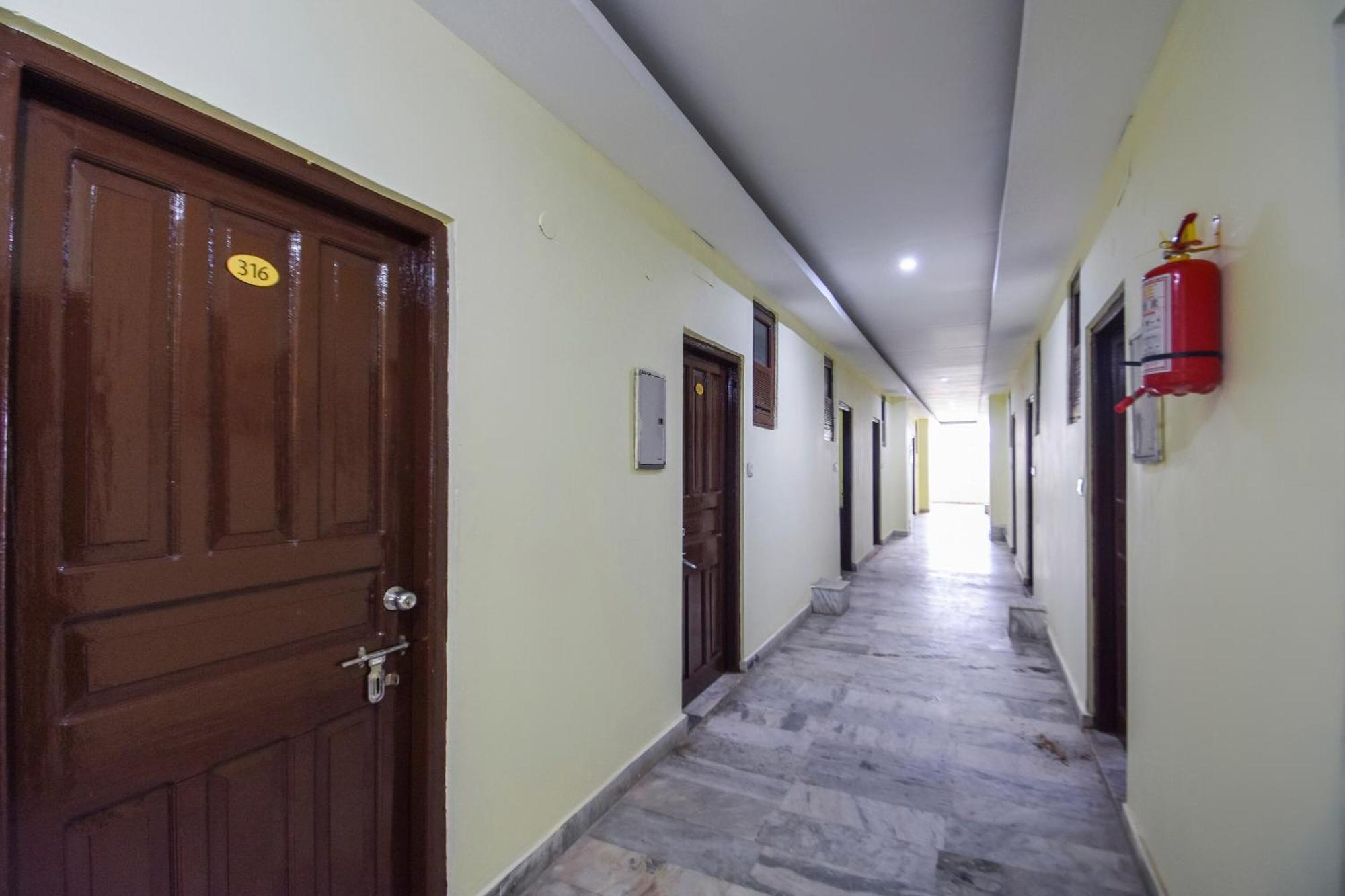 Oyo Flagship Vibes Hotel Nālāgarh Dış mekan fotoğraf